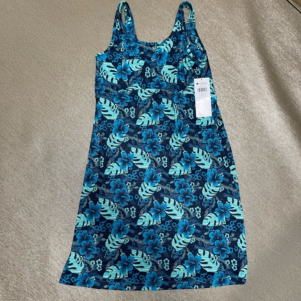 Columbia dress size M